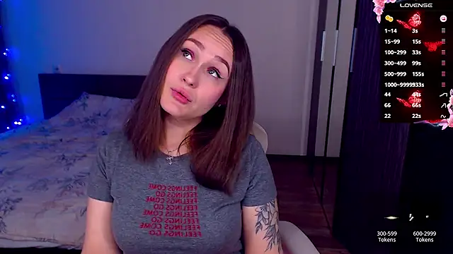 Cutie-Melanie online show from 11-29-25, 08:34