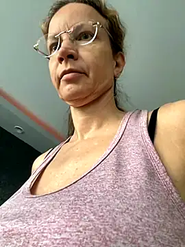 AnnikaRose online show from 09-23-25, 05:43