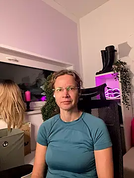 AnnikaRose online show from 01-11-26, 01:38