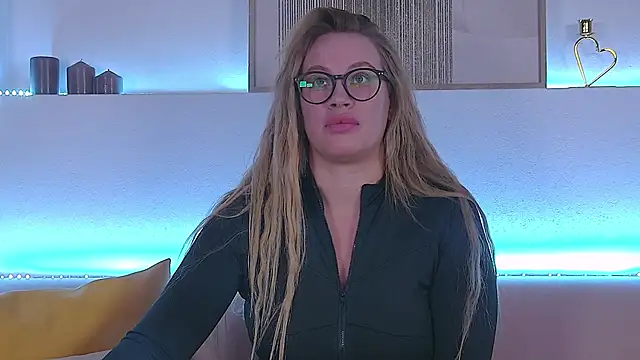 MariaNeumann online show from 01-31-25, 06:25