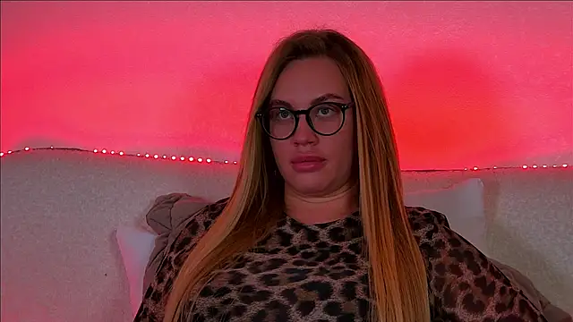 MariaNeumann online show from 02-11-25, 12:37