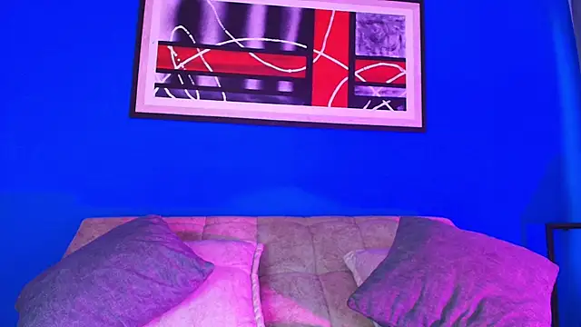 liccy hall online show from 11-24-25, 11:43