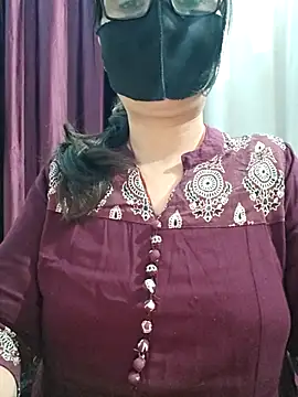 Aishwaryaa 69 online show from 02-17-26, 10:12