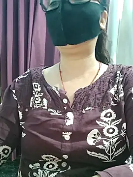 Snapshot of Aishwaryaa_69 chatting on 07-07-26, 11:14 Aishwaryaa 69 online show from 07-07-26, 11:14