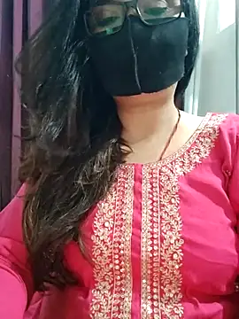 Snapshot of Aishwaryaa_69 chatting on 07-14-26, 10:21 Aishwaryaa 69 online show from 07-14-26, 10:21