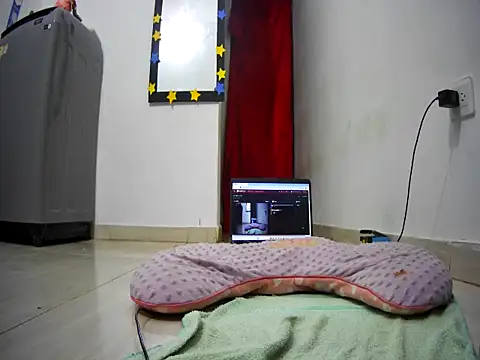 liam-65 online show from 11-18-25, 11:47