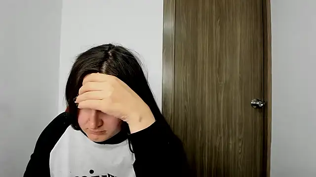 Sweet-Suck69 online show from 02-21-25, 05:56