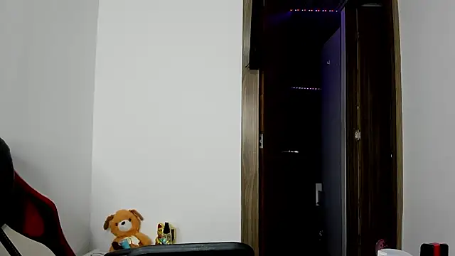 Sweet-Suck69 online show from 02-26-25, 08:15