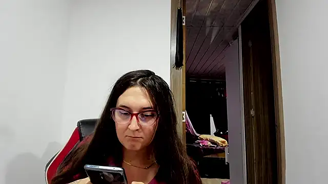 Sweet-Suck69 online show from 03-05-25, 03:40