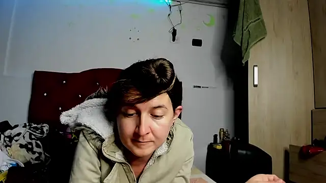 Sweet-Suck69 online show from 03-18-25, 04:58