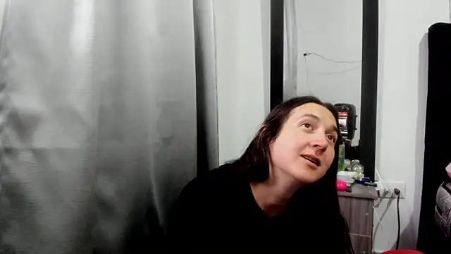 Sweet-Suck69 online show from 03-06-26, 10:17