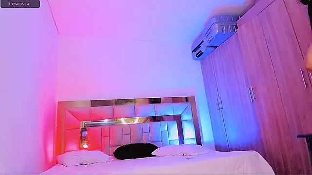 Snapshot of Vianca_Chanel chatting on 03-10-25, 12:40 Vianca Chanel online show from 03-10-25, 12:40