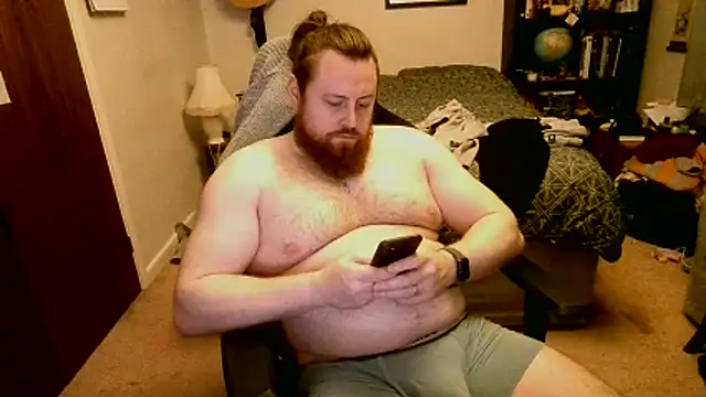 Snapshot of Hairy_Guy30 chatting on 03-20-26, 10:14 Hairy Guy30 online show from 03-20-26, 10:14