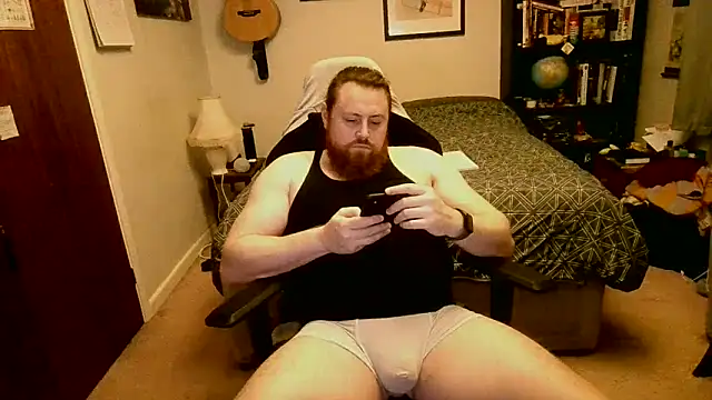 Snapshot of Hairy_Guy30 chatting on 03-27-26, 01:33 Hairy Guy30 online show from 03-27-26, 01:33