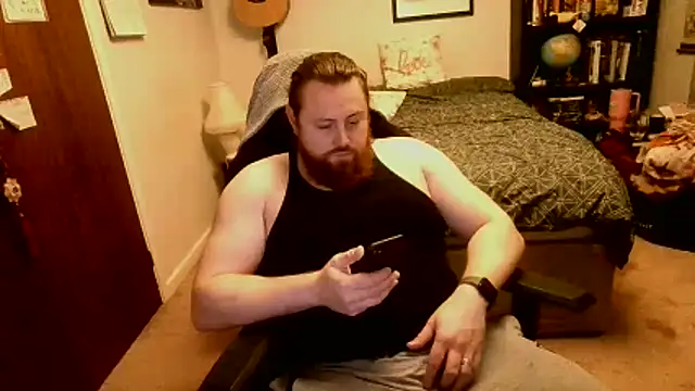 Snapshot of Hairy_Guy30 chatting on 03-30-26, 12:00 Hairy Guy30 online show from 03-30-26, 12:00