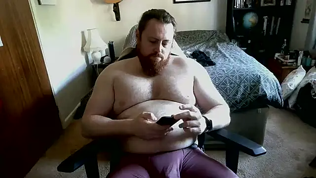 Snapshot of Hairy_Guy30 chatting on 05-01-26, 05:17 Hairy Guy30 online show from 05-01-26, 05:17