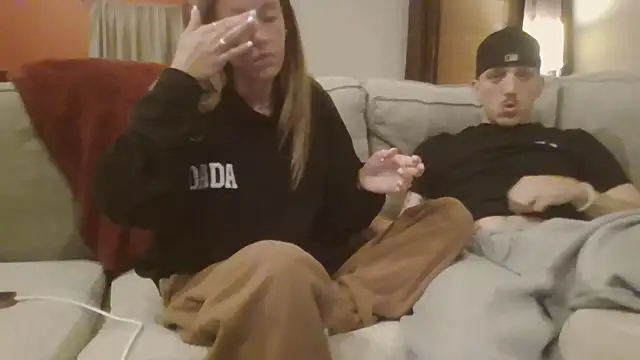 eliza34969 online show from 05-02-26, 02:16