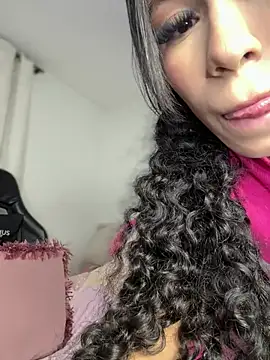 Snapshot of Miaa_love6969 chatting on 06-24-26, 01:15 Miaa love6969 online show from 06-24-26, 01:15