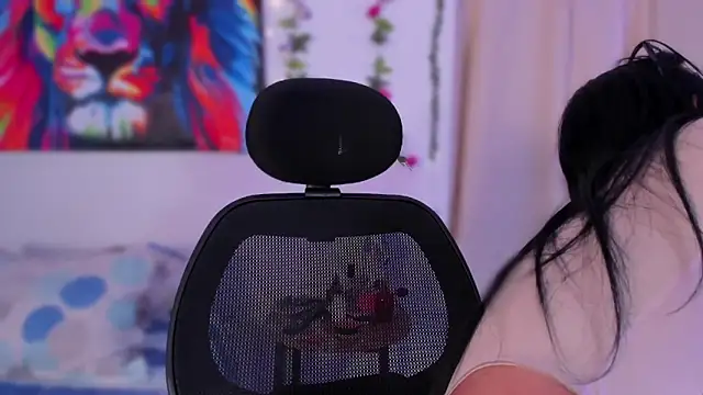 Snapshot of BellaHarllow chatting on 12-05-24, 02:20 BellaHarllow online show from 12-05-24, 02:20