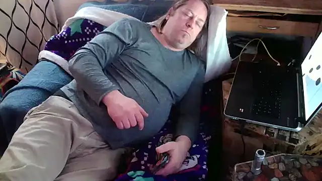 Mic Oxinner online show from 01-16-25, 05:23