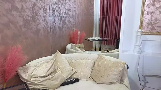 Snapshot of lexy_a chatting on 02-21-25, 08:40 lexy a online show from 02-21-25, 08:40