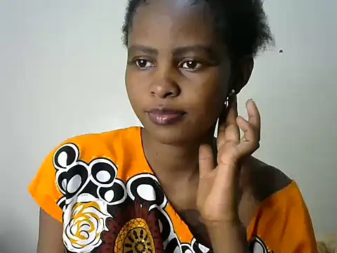 Kasweet Lee online show from 10-18-25, 02:18