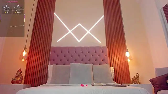 Sophia turneer online show from 02-05-26, 04:06