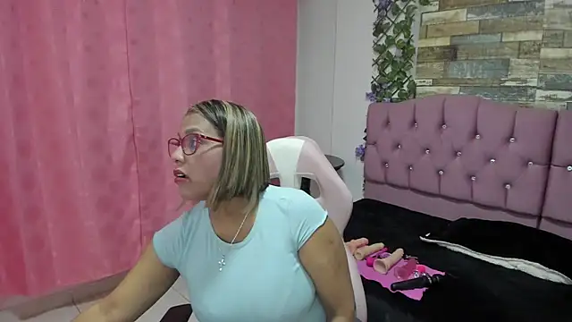 elizabeth mature23 online show from 01-07-25, 01:14