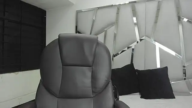 Catherinee69 x online show from 02-23-26, 03:37