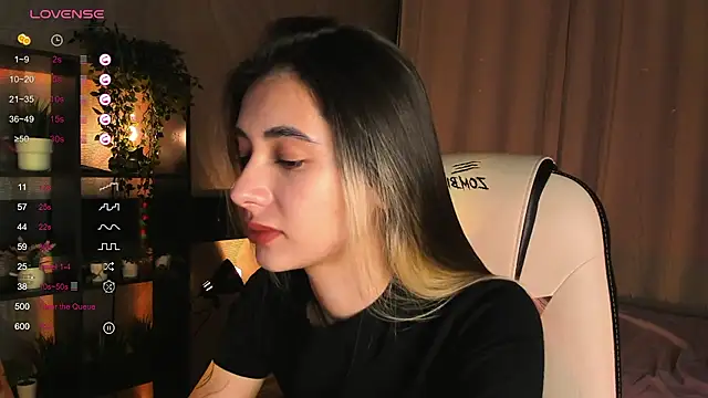 DarlaLike online show from 11-12-25, 03:40