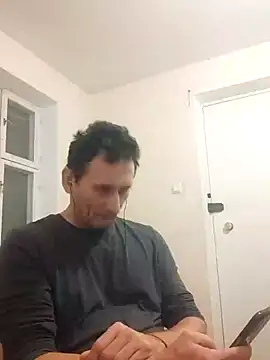 Snapshot of Viause_Kentauelle chatting on 02-09-25, 06:37 Viause Kentauelle online show from 02-09-25, 06:37