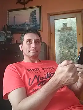 Snapshot of Viause_Kentauelle chatting on 03-18-25, 07:41 Viause Kentauelle online show from 03-18-25, 07:41