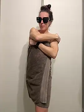 mrs  unknown online show from 03-31-26, 01:07