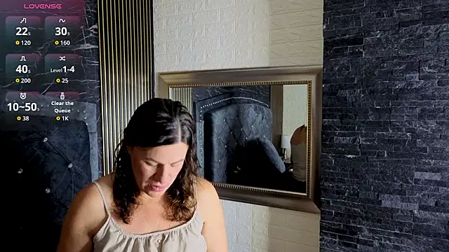 charlotte  G online show from 02-21-26, 10:16