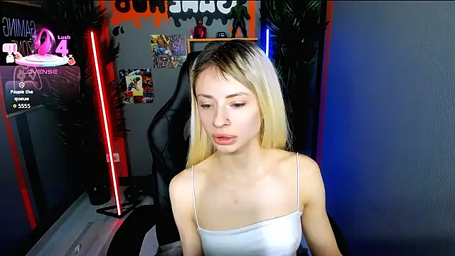 PollyMillees online show from 02-03-26, 08:41