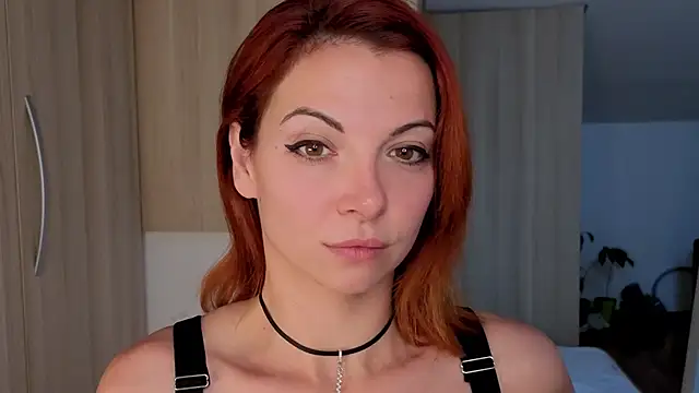 Snapshot of Lottalikes chatting on 09-23-25, 07:33 Lottalikes online show from 09-23-25, 07:33