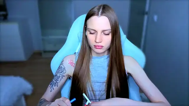 StellaLawless online show from 05-23-26, 08:24