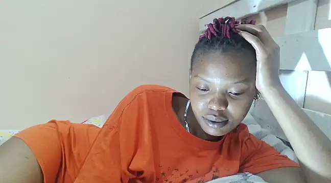 Snapshot of tropicalesen chatting on 12-23-24, 07:20 tropicalesen online show from 12-23-24, 07:20