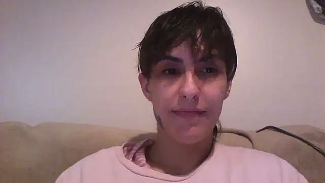 Snapshot of nickfxx chatting on 06-23-26, 01:14 nickfxx online show from 06-23-26, 01:14
