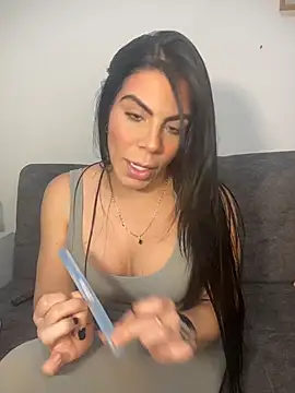 valecruz903 online show from 11-15-25, 11:10