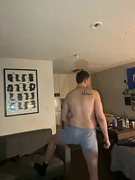 Snapshot of TheOnlyTwinTowers chatting on 03-02-26, 06:03 TheOnlyTwinTowers online show from 03-02-26, 06:03