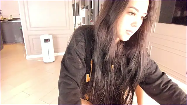 Snapshot of furry_bear chatting on 03-09-25, 04:55 furry bear online show from 03-09-25, 04:55