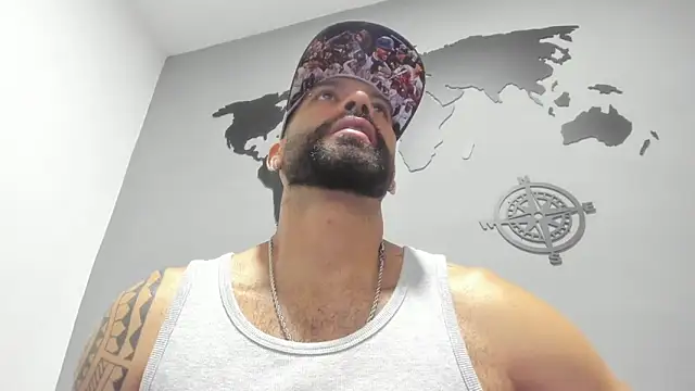 Snapshot of Yorby_Maxx1 chatting on 03-20-25, 11:12 Yorby Maxx1 online show from 03-20-25, 11:12