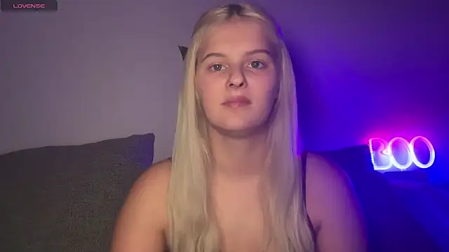 Allylove03 online show from 12-16-25, 03:22