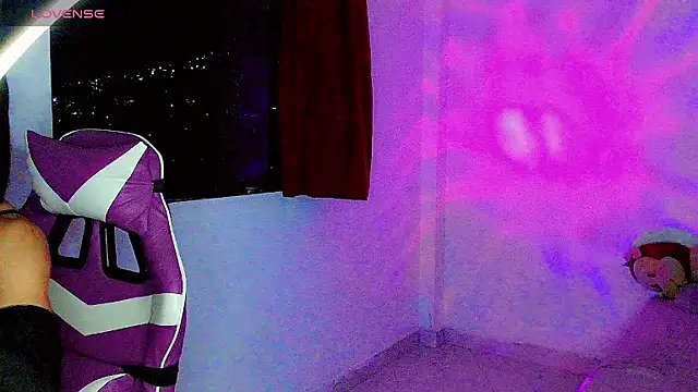 Ms-Zoehans online show from 09-13-25, 05:18