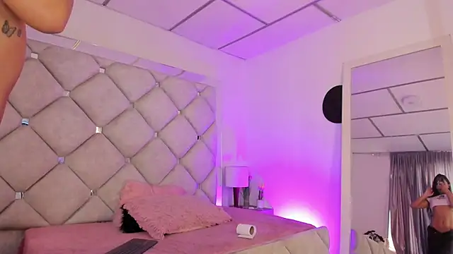 alessiaferry online show from 02-02-26, 05:11