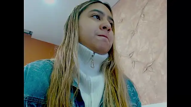 Miabonnett  online show from 01-10-26, 12:18