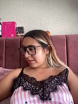 Miabonnett  online show from 02-25-26, 03:21