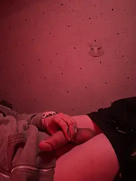 Snapshot of pervy_devil chatting on 01-17-25, 07:41 pervy devil online show from 01-17-25, 07:41