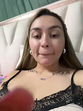 Snapshot of emma_oxford chatting on 02-01-26, 02:54 emma oxford online show from 02-01-26, 02:54